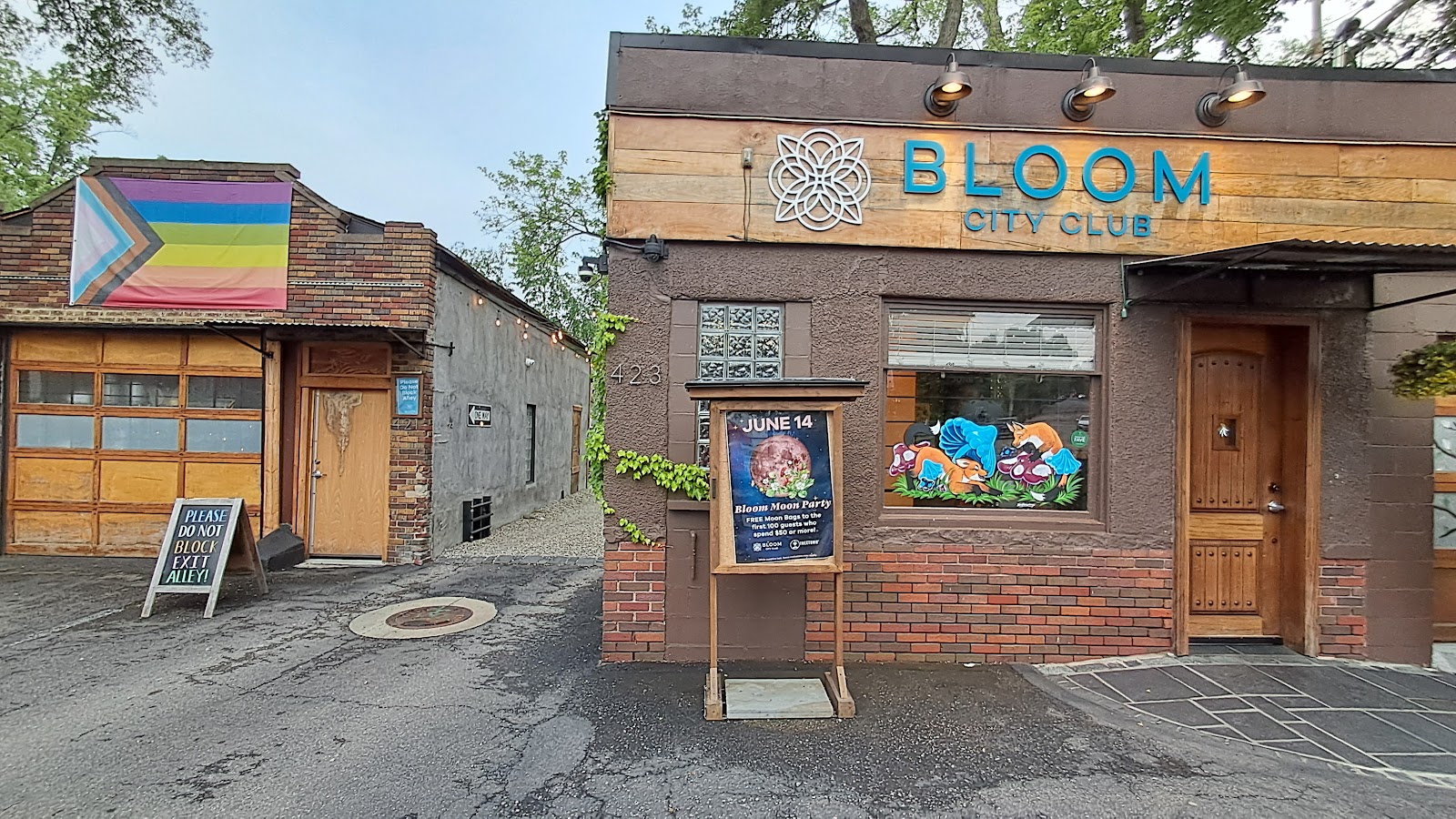 Bloom City Club Ann Arbor Dispensary in Ann Arbor