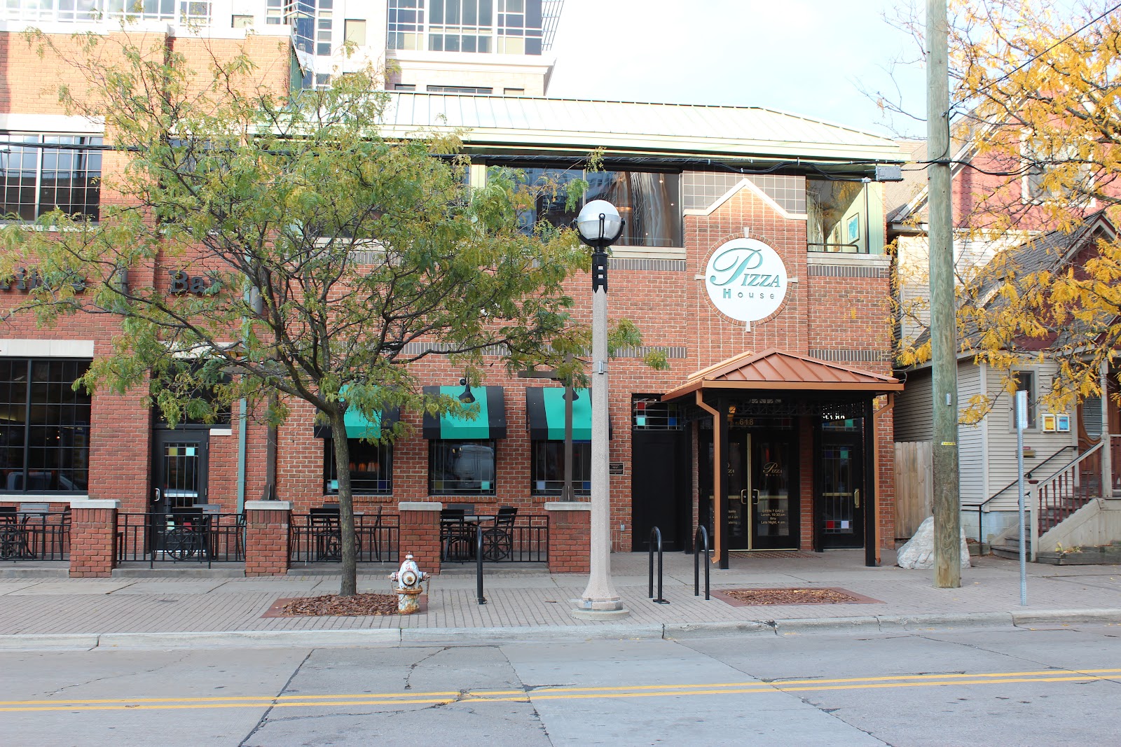 Pizza House — photo