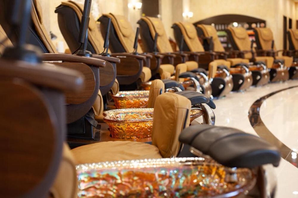 Signature Nails & Spa in Ann Arbor