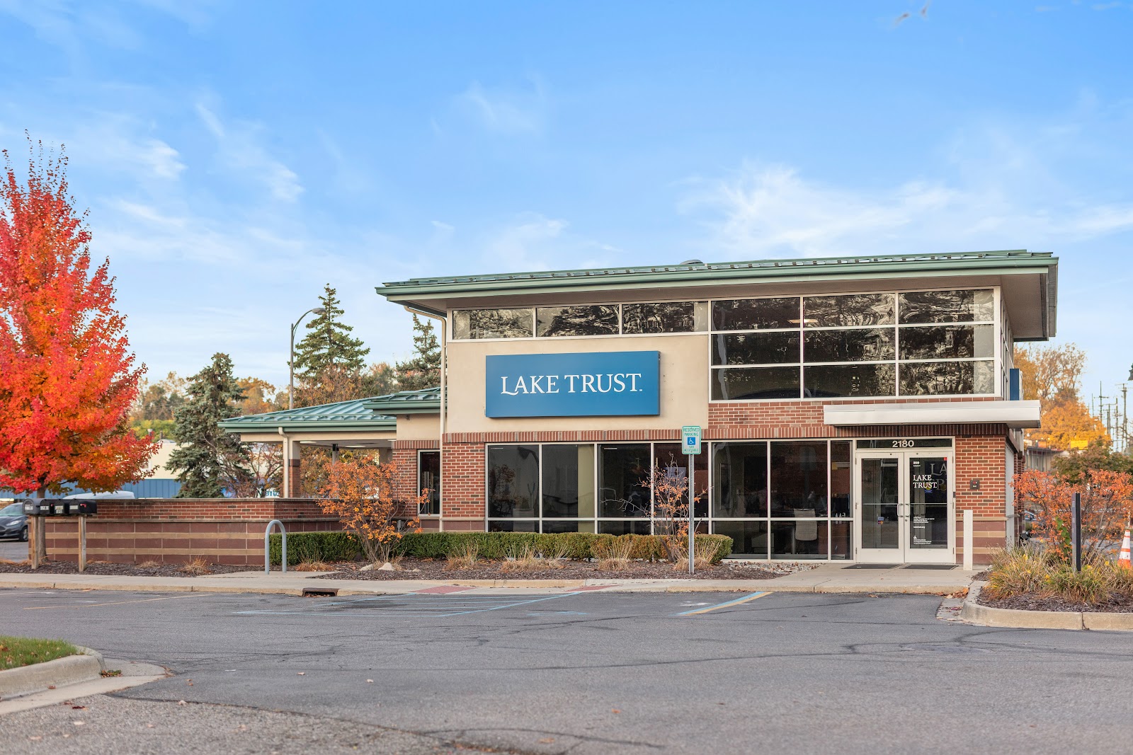 Lake Trust Credit Union — photo
