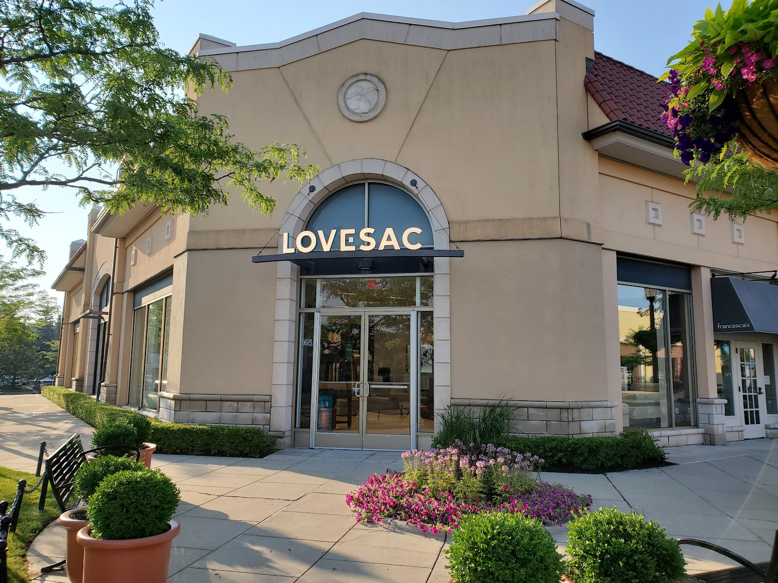Lovesac — photo